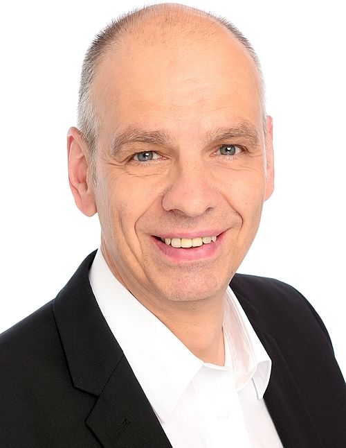 Dr. Uwe Nolte